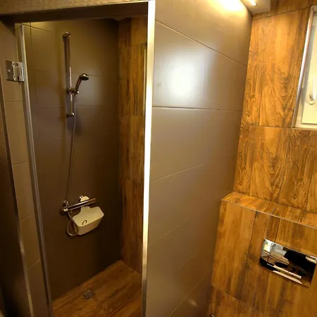 Daire Emona 5 Floor 2 Burgaz